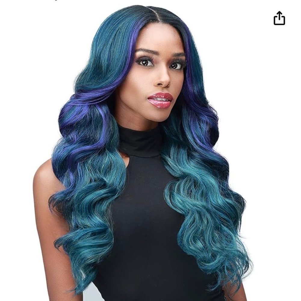 Bobbi Boss Wig - Picture 2 of 5
